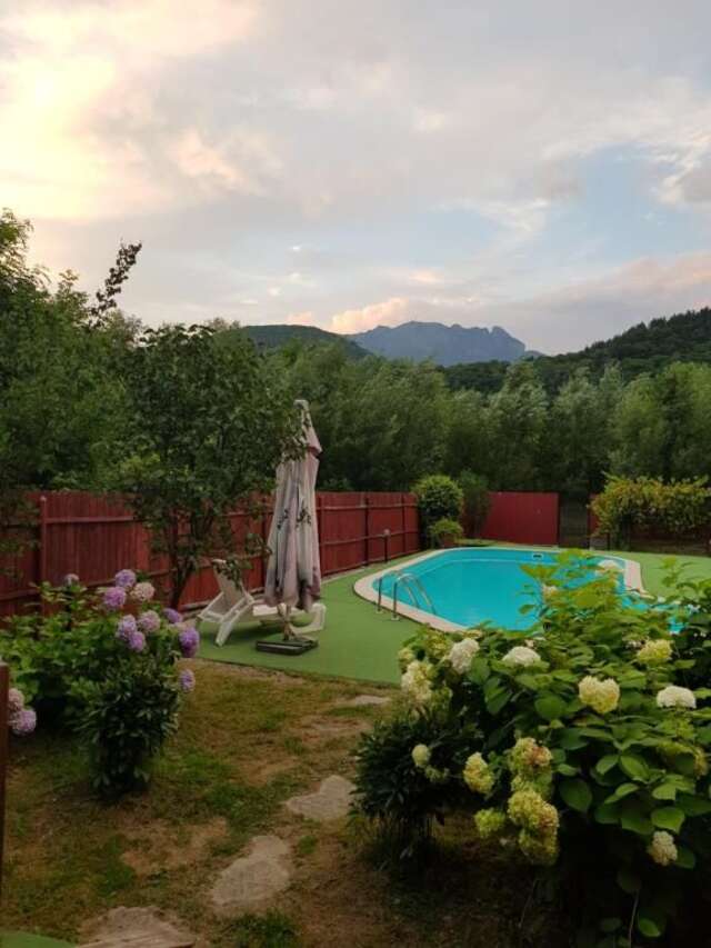 Дома для отпуска Casa de vacanță Качулата-60